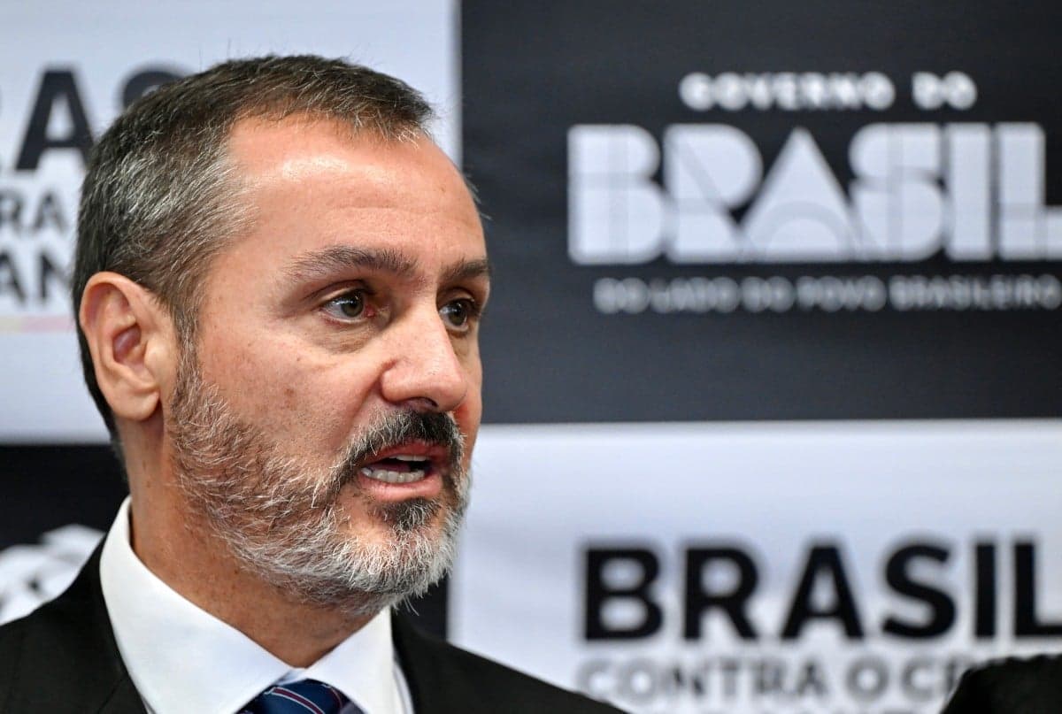 PF e Fachin se reúnem para discutir relatório sobre ministros e possível envolvimento no Caso Master